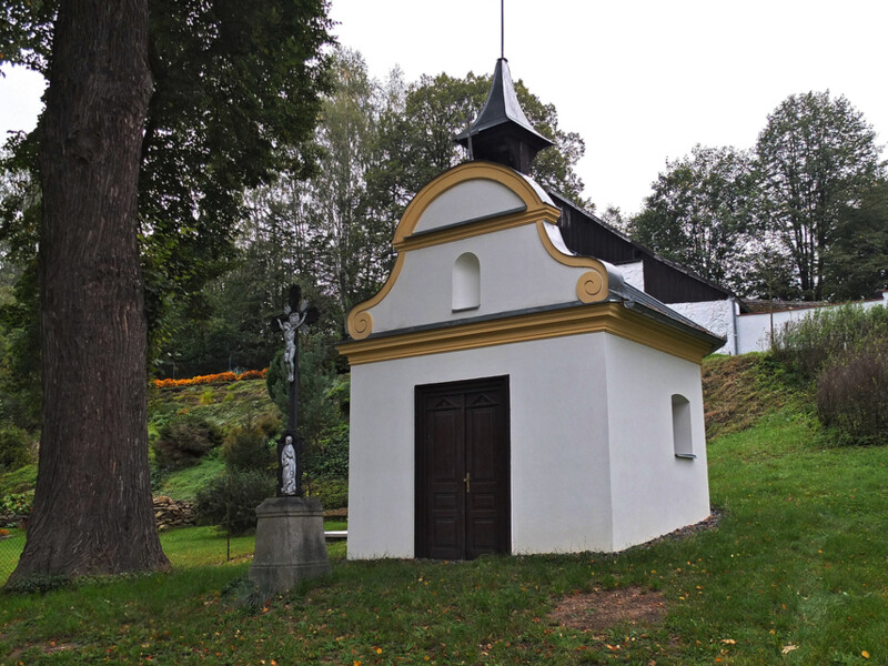 Kaple Panny Marie v Simtanech, celkový pohled